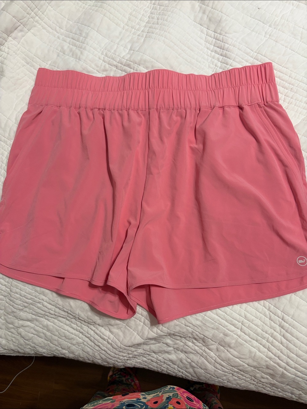 Vineyard Vines Performance Shorts in Coral Pink. Tag removed never worn.